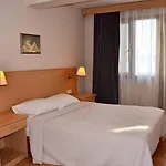 Szálloda Jinan Berk 3*
