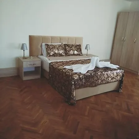 Jinan Berk Ayvalı